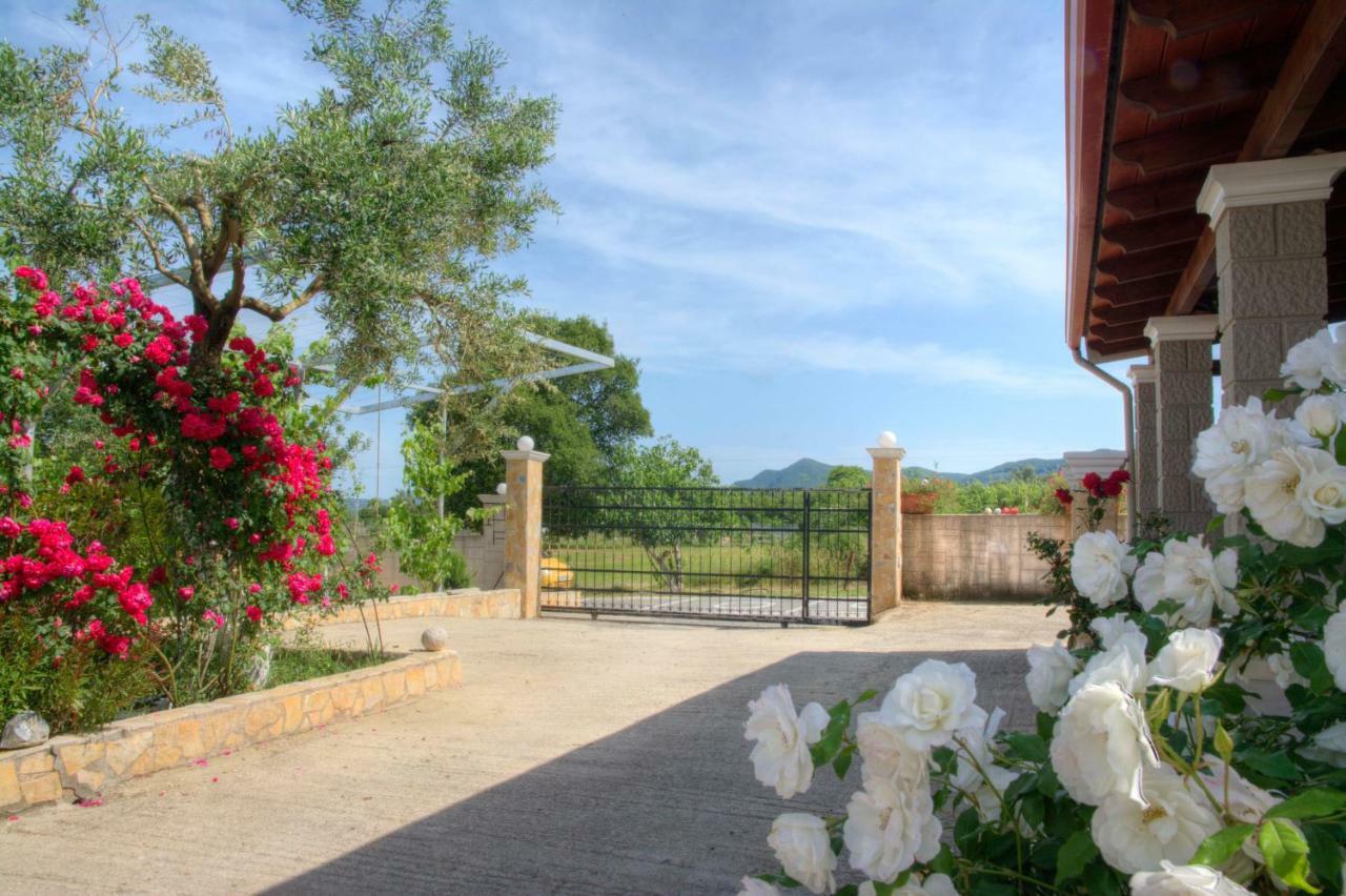 Country House Kanakades Exterior photo